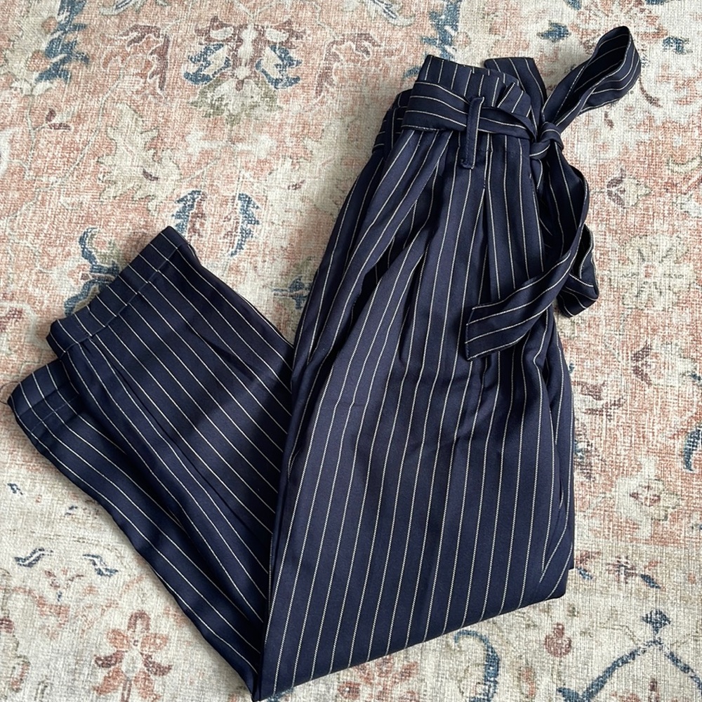 Indigo rein parachute pants casual. Size 1